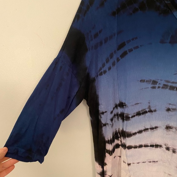 Gimmicks by BKE ombré tie-dye tunic - Picture 4 of 6